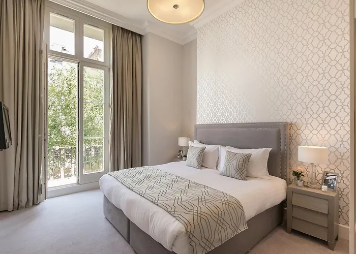 Chilworth Court Aparthotel London